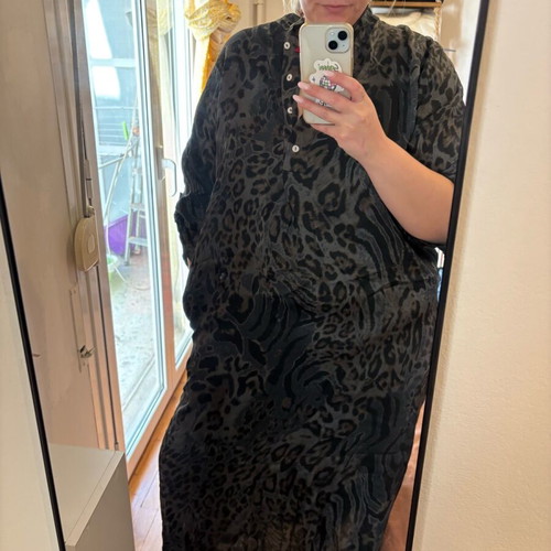 Animal print dress new, Italian, silk and viscose, size XXXL