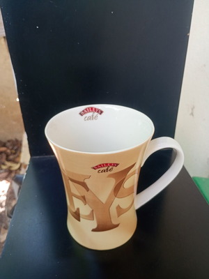 Baileys Café collectible mug used, large size