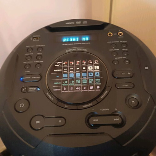 Sony MHC V41D Party Box σαν καινούργιο με 300W, καραόκε και εφέ