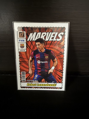 Donruss Soccer 2023-24 Net Marvels #19 Robert Lewandowski FC Barcelona like new