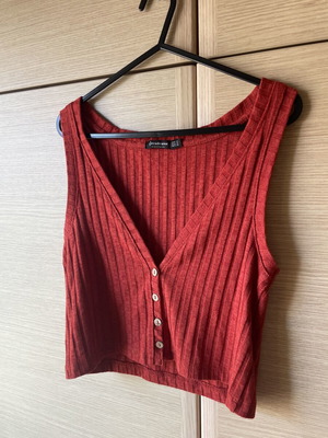 Stradivarius Sleeveless Shirt M like new, brown and red