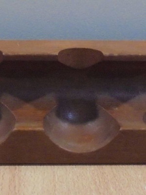 Wooden pipe stand used, decorative, for three pipes
