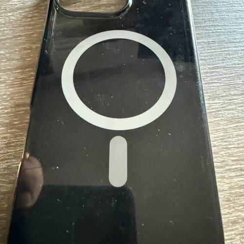 iPhone 16 Pro Max pack like new with cases, screen protectors, cable, and mount