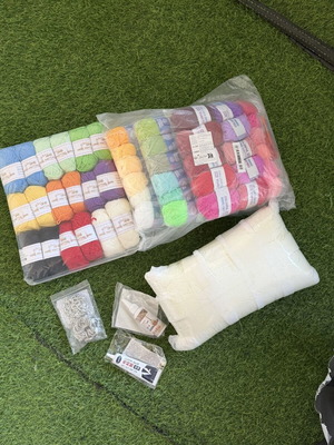 Σετ πλεξίματος Crochet με πολύχρωμα νήματα, γέμιση, μεταλλικά δαχτυλίδια, κόλλα υφασμάτων