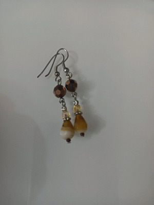 Dangling earrings like new