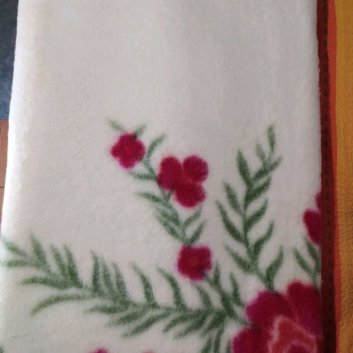 Woolen double blanket new, unused