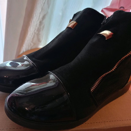 Ankle boots used, size 38, black