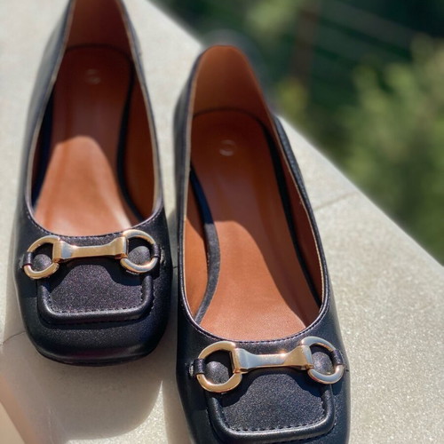 Aerosoft women's loafers No38 new, black with gold buckle