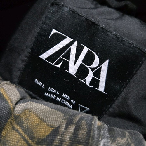 Zara men's jacket like new, size large, multicolor