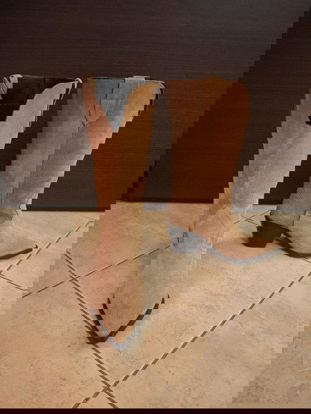 Suede boots, S. 38