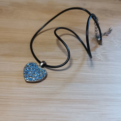 Necklace with silver heart and blue rhinestones