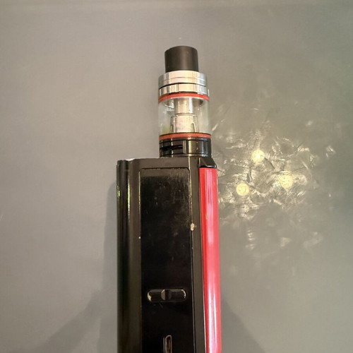 Smok GX 2/4 electronic cigarette used with atomizer