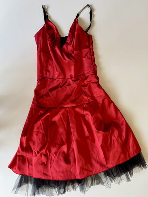 Myriam Petrou red evening dress medium like new