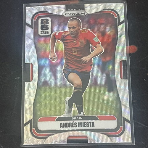 Andrés Iniesta Panini Prizm World Cup silver wave card like new