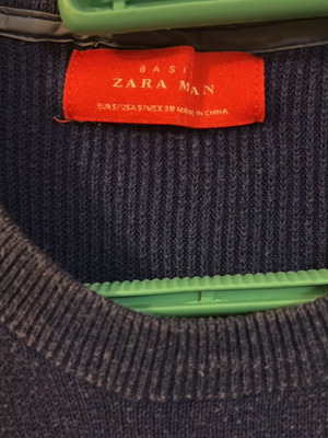 Zara men's blue sweater used, size S