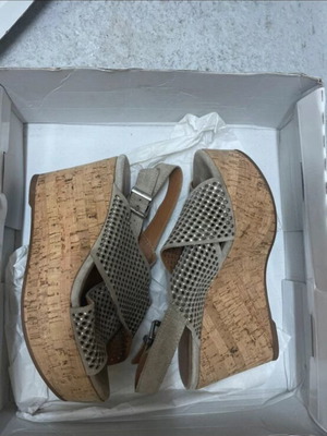Suede leather platform sandals, grey beige, size 37