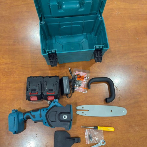 KraftWorld Chainsaw 25cm Blade with 2 Batteries 38V 10Ah and 2 Chains New