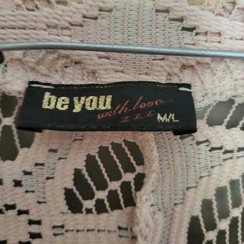 Be You No M/L dress pink, like new, with unique sleeve