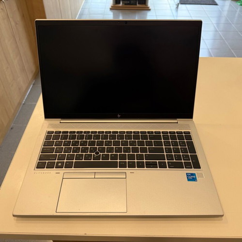 HP Elitebook 850 G8 like new with Intel Core i5, 16GB RAM, 256GB SSD