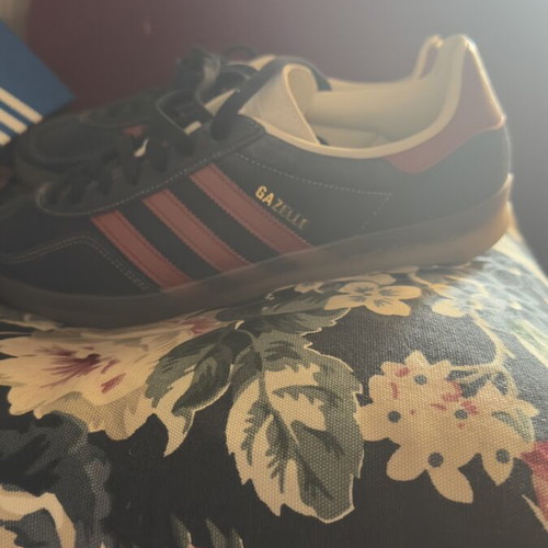 Adidas Gazelle Indoor sneakers like new, size 44, blue