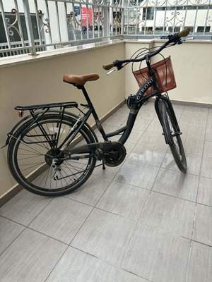 Geroni Sirio 26" city bike like new, women's, V-brakes, gears