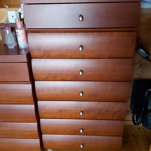 Cherry bedroom set used, 6-piece solid wood