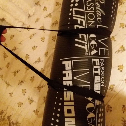 Life fit Yoga Mat 180x58x1.5 cm like new, NBR material