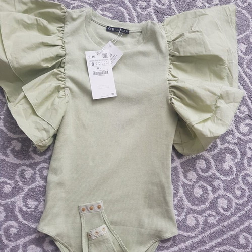 Zara ribbed bodysuit new, size S/M, green