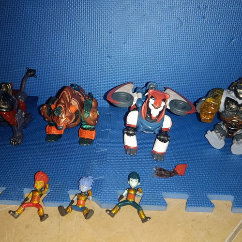 Gormiti figures set like new