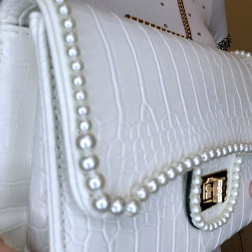 Crossbody bag like new, white and gold with hand-stitched decorations