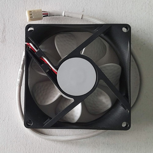 Sharkoon Silent Eagle 80mm 1000rpm computer fan used