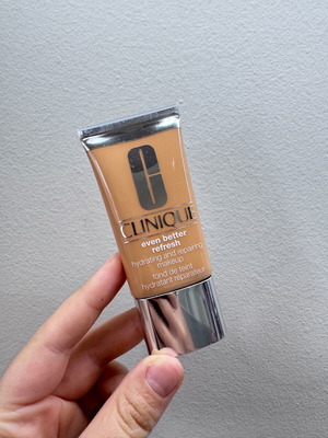 Clinique Even Better Refresh Hydrating and Repairing Makeup Shade WN 68 Brulee 30ml new