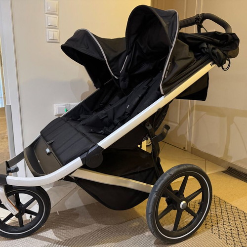 Thule Urban Glide 2 Double stroller used with mosquito net