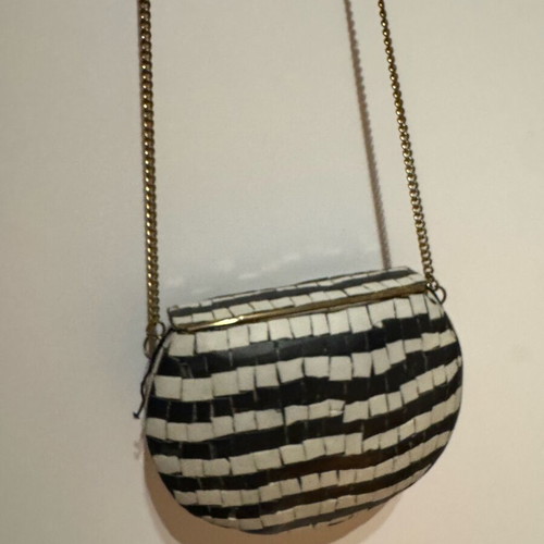 Zara crossbody bag like new, hard material black and white