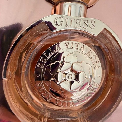 Guess Bella Vita Rosa gift set with body cream, new