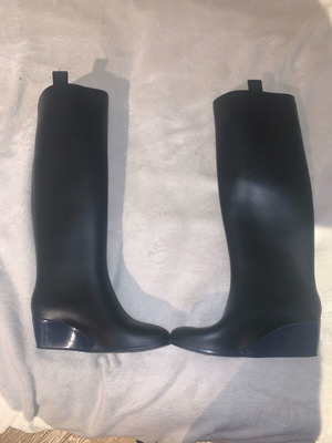 Kartell silicone boots size 36 like new black-blue