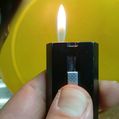 Davidoff lighter used, works properly
