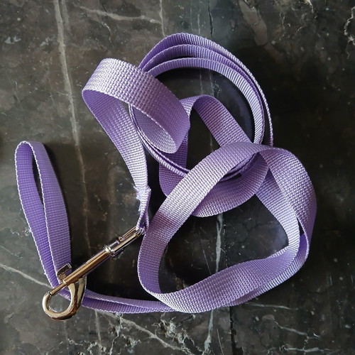 Dog Leash purple/lilac, like new, synthetic fabric 1.5m
