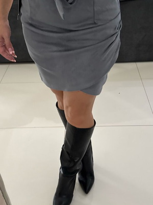 Suede skirt knee-length new, gray, size M