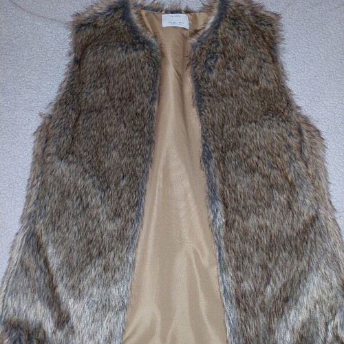 Synthetic sleeveless fur vest new, size Large, beige brown
