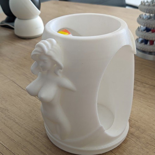 Drink Can Holder with Figure of Prow New