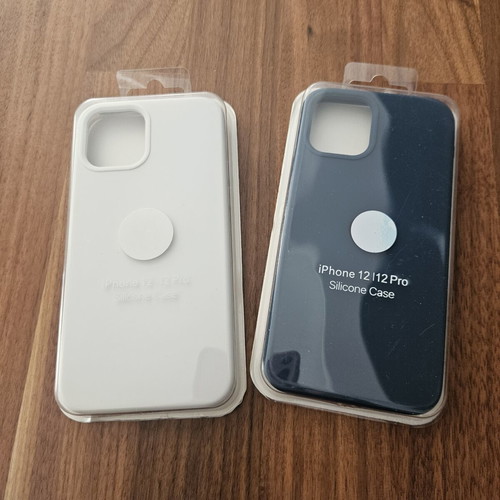iPhone 12/12Pro cases new, set of 2 (blue-white)