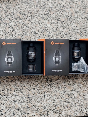 Geekvape Z Max Tank and Z Zeus Top Airflow Sub-Ohm Tanks like new