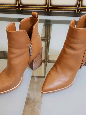 Μποτάκια Nine West σαν καινούργια, μέγεθος 37.5