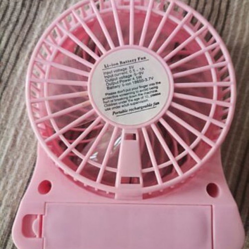 Mini desk fan with USB, new, three speed modes