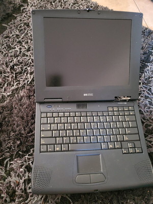Hp Omnibook XE2 μεταχειρισμένος συλλεκτικός φορητός υπολογιστής