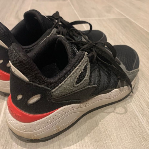 Adidas Crazychaos EF1053 athletic shoes size 38 like new, black