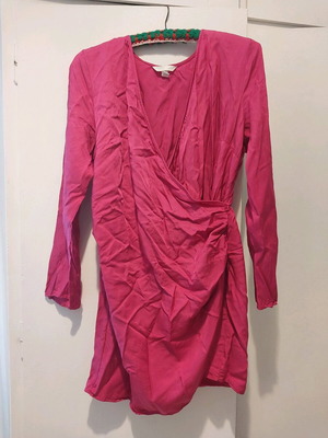 HM dress fuchsia size L used