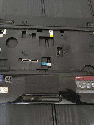 Toshiba Satellite L600 L600-01B ανταλλακτικό top case με touchpad σαν καινούργιο
