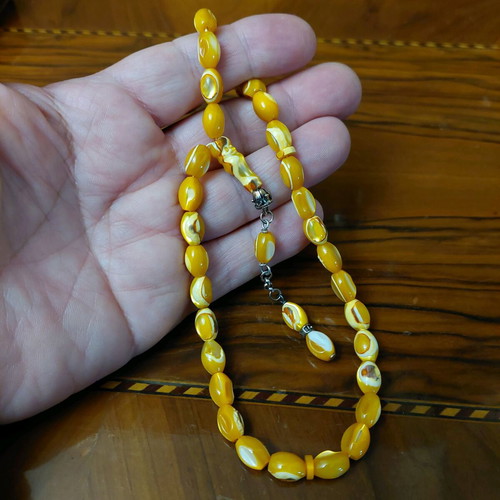 Prayer beads new with 33 beads made of rare yellow mother of pearl